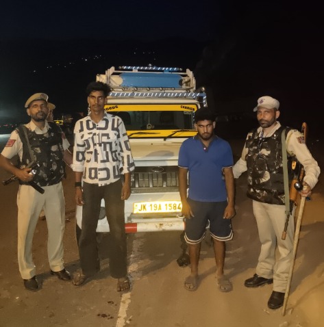 'Bovine smuggling attempt foiled, 06 Bovines Rescued, 02 Accused Arrested, Vehicle seized by District Police Udhampur'